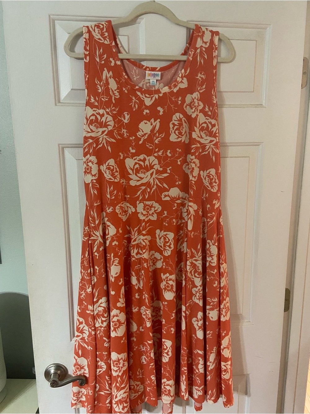 Sleeveless swing dress